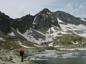 Prostredne pleso und Pfinnova kopa (2060 m)