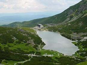 Velicke pleso (1665 m, 5 m tief) mit Sliezsky Dom