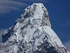 Ama Dablam (6856 m)