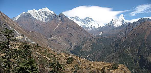 vorn Portse, Taboche, Nuptse, Everest, Lotse und Ama Dablam