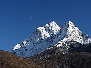 Ama Dablam