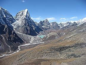 Chola Tsho (4590 m)