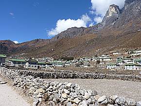 Khumjung (3780 m)
