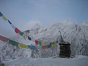 Pass mit Taboche Peak (6367 m) im Hintergrund