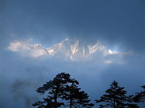 Abendsonne am Lhotsen